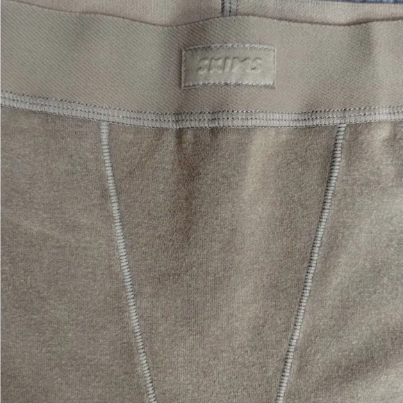 Skims Small Bike Shorts Sepia NWT - Picture 2 of 4